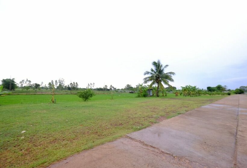 Hotelli Koko Resort Sakon Nkhon