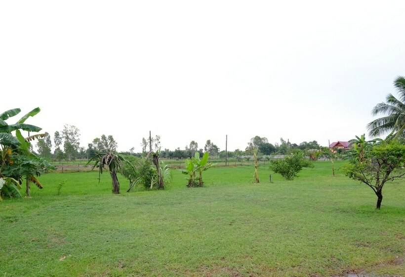 Hotelli Koko Resort Sakon Nkhon