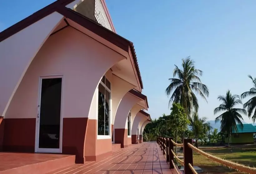 Hotelli Lomtalay Resort Trat