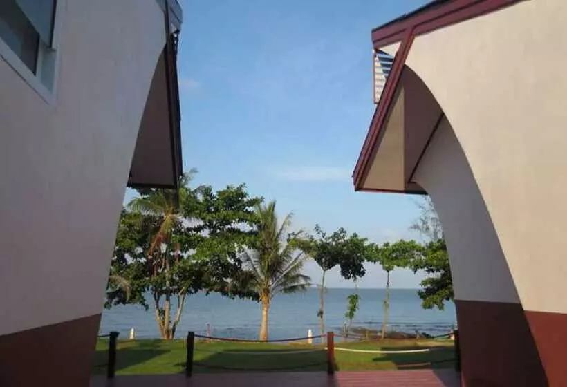 Hotelli Lomtalay Resort Trat