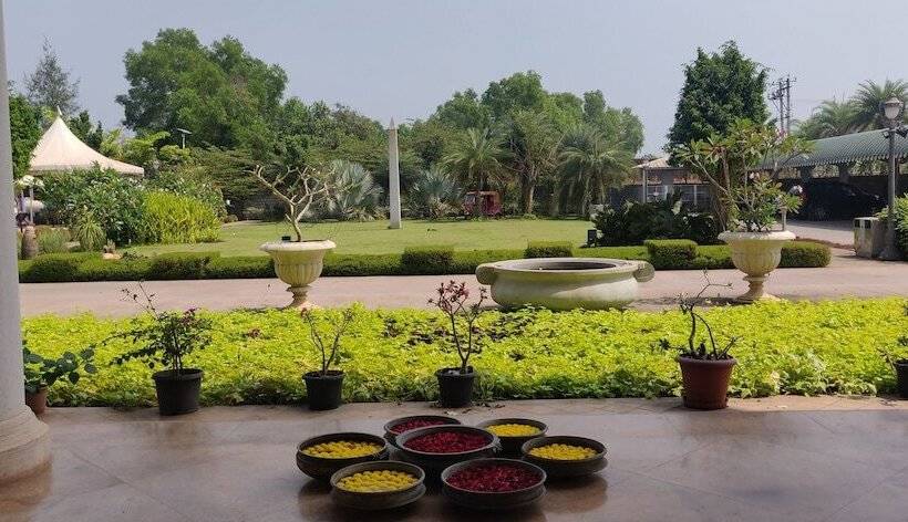 בית מלון כפרי Uva Meridian Bay Resort And Spa