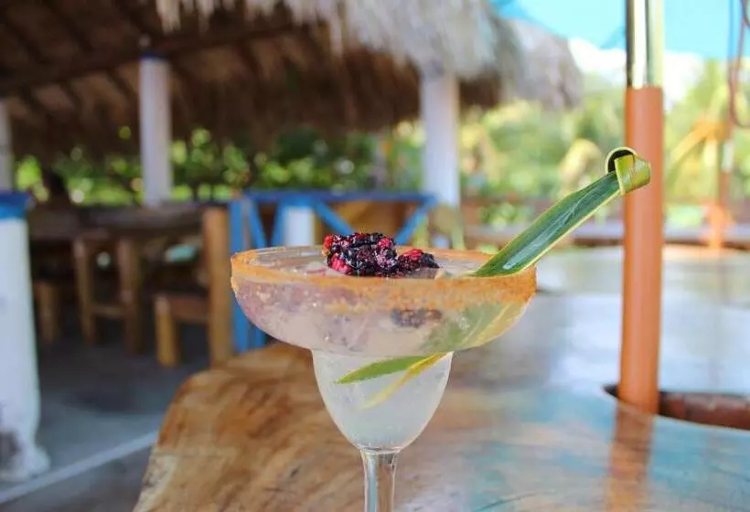 Hotelli Olas Permanentes El Zonte