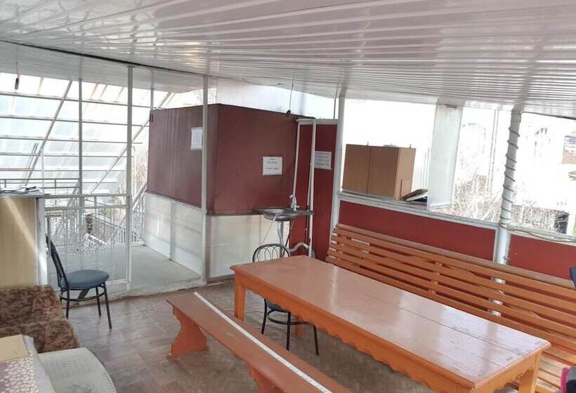 هتل Prostor Guest House