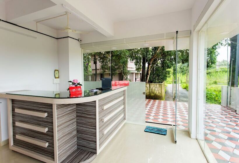 Fabhotel Reem Residency Nr Cochin International Airport