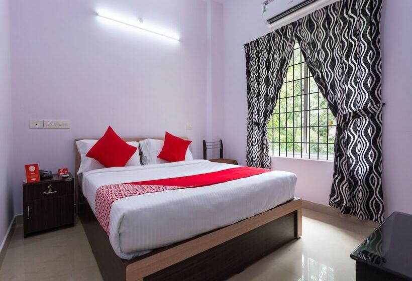 Fabhotel Reem Residency Nr Cochin International Airport
