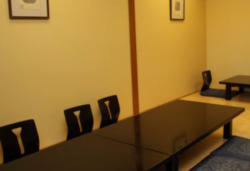 فندق Royal Hill Fukuchiyama & Spa