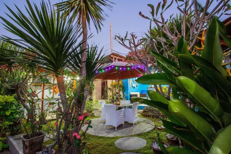 ホテル Svaha Private Villas Ceningan