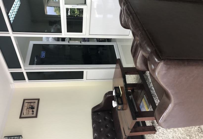 酒店 Thathong House