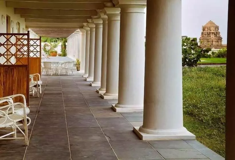 Hotelli The Bungalow On The Beach   Tranquebar