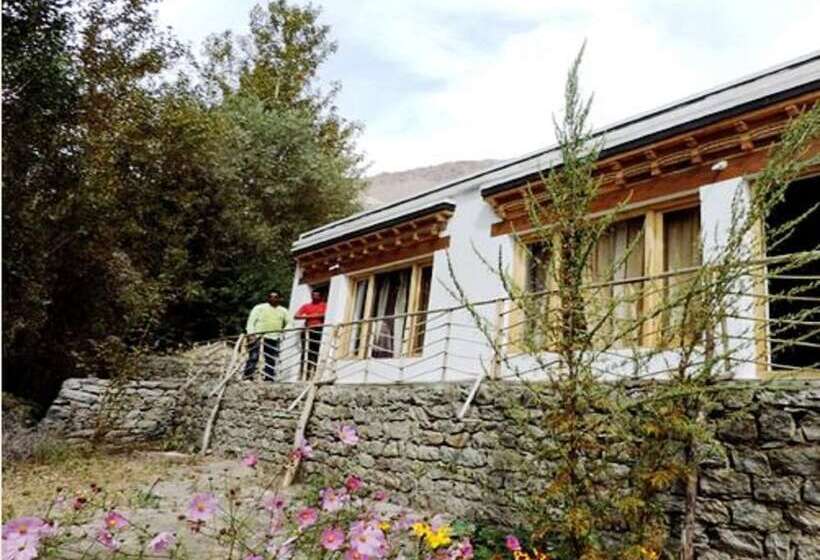 Szálloda Tih Lharje Resort   Nubra