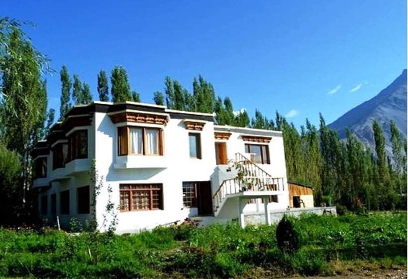 Szálloda Tih Lharje Resort   Nubra