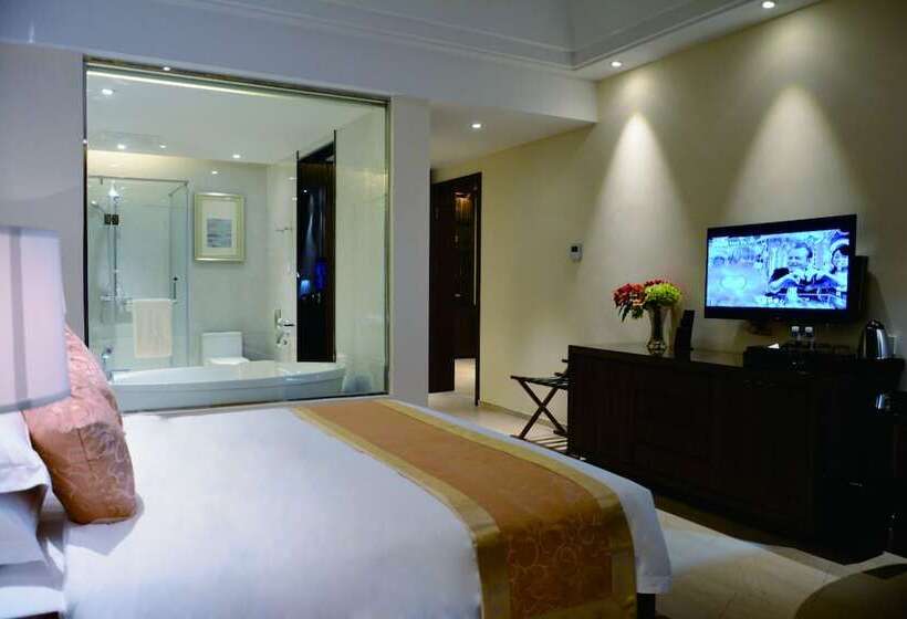 Meilang Bay Golf Hot Spring Hotel Chengmai Country Garden