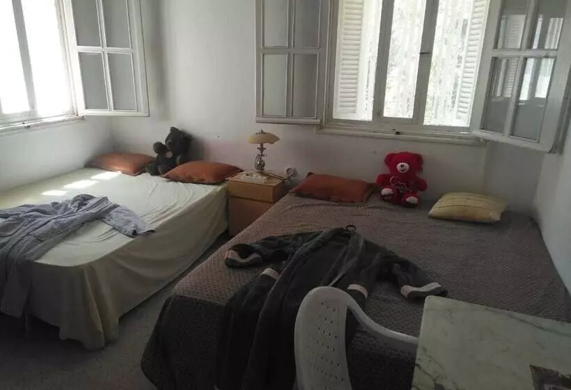 پانسیون Aliwali Room Near Airport Tunis Carthage