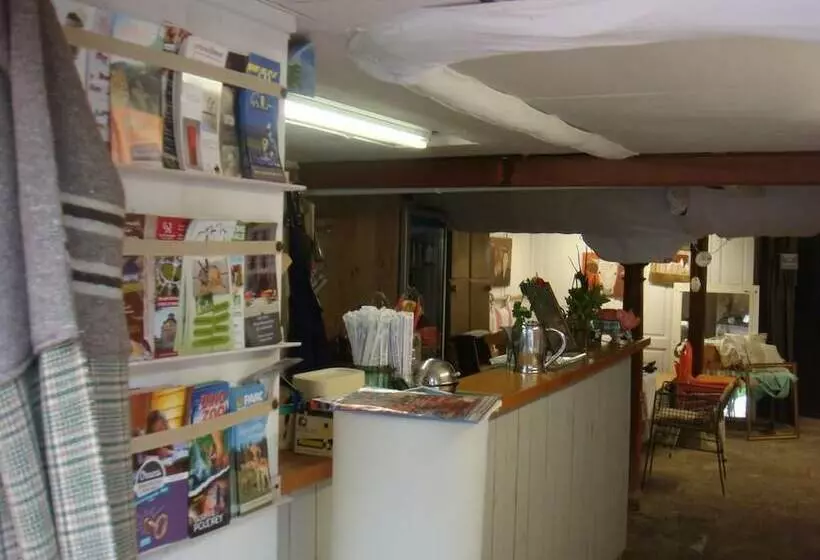 Majatalo Chambres D Hôtes L Atelier Du Peintre