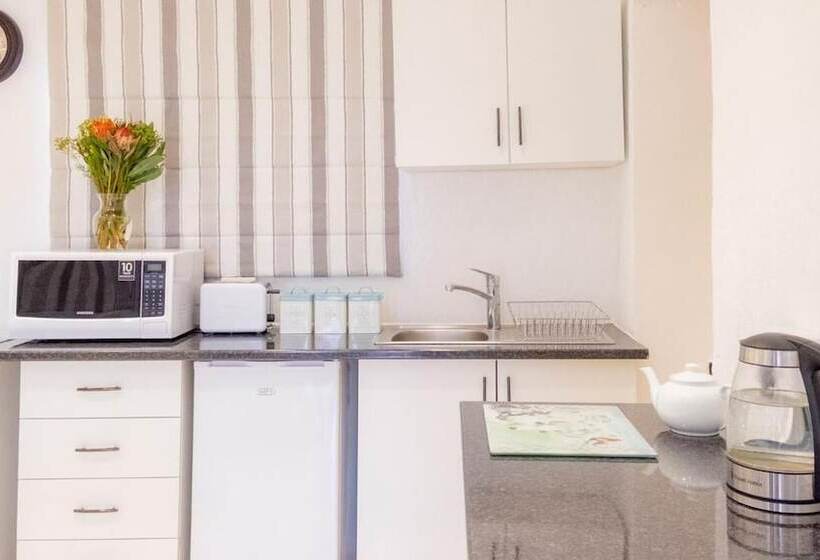 膳宿费 Chilled Oaks