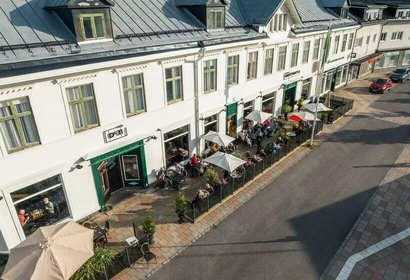 Majatalo L Drottninggatan 11