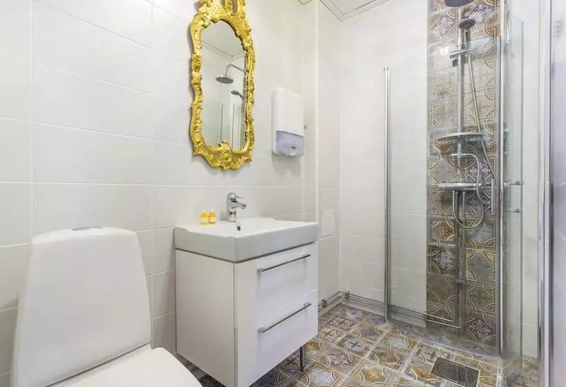 Majatalo L Drottninggatan 11