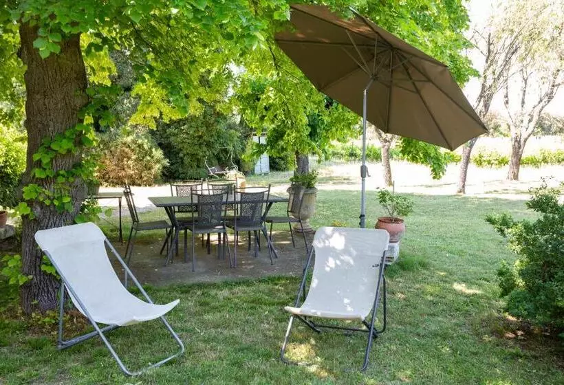 Majatalo Mas Du Crès