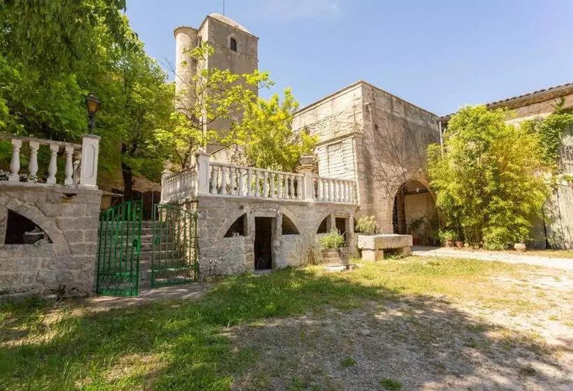 Majatalo Mas Du Crès