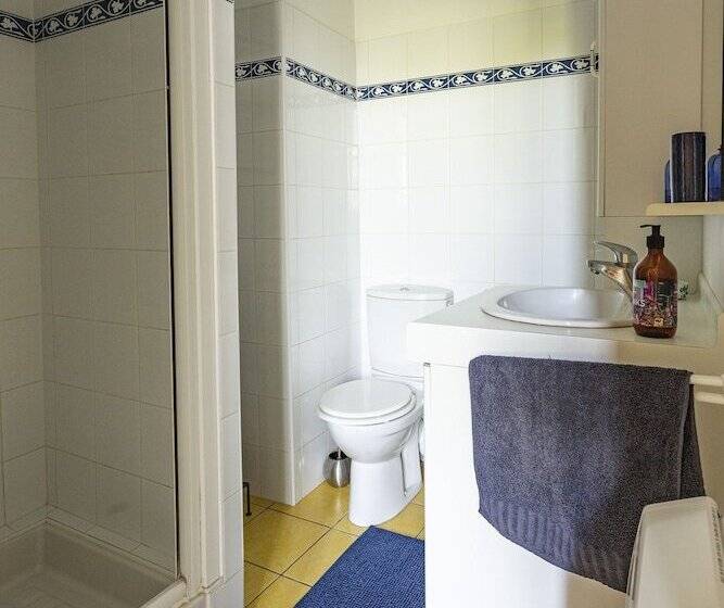 פנסיון Mas Du Crès