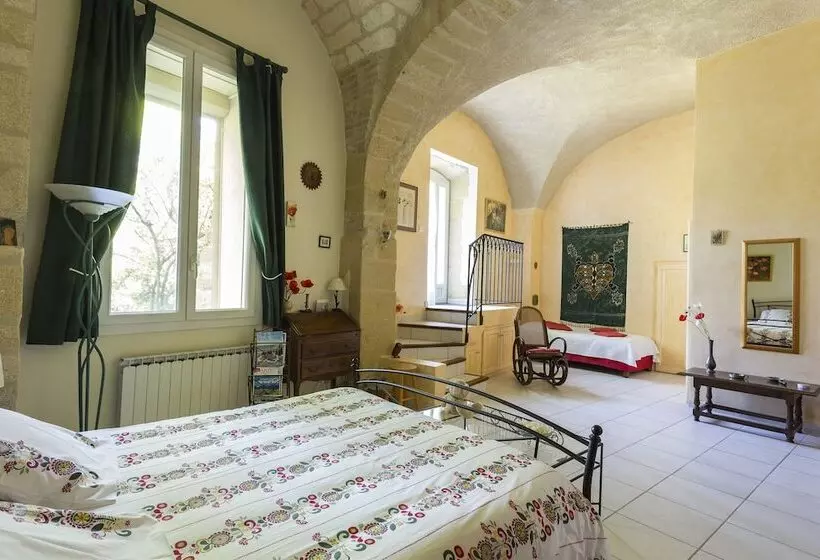 Majatalo Mas Du Crès