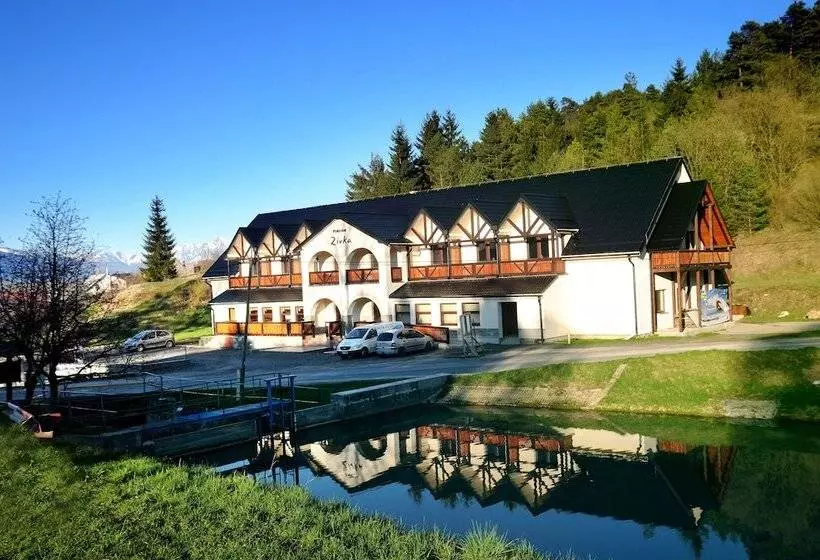 Majatalo Penzion Zivka