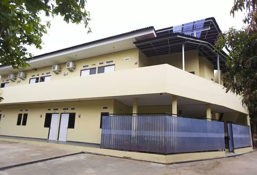 Majatalo Reddoorz @ Pekayon Bekasi