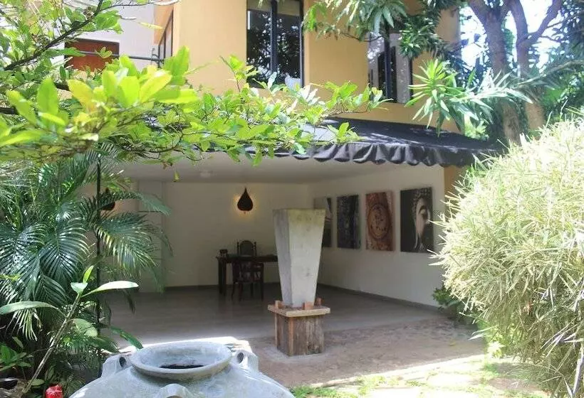 Majatalo Villa Escondite