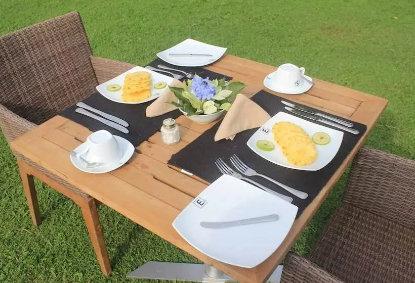 Majatalo Villa Escondite