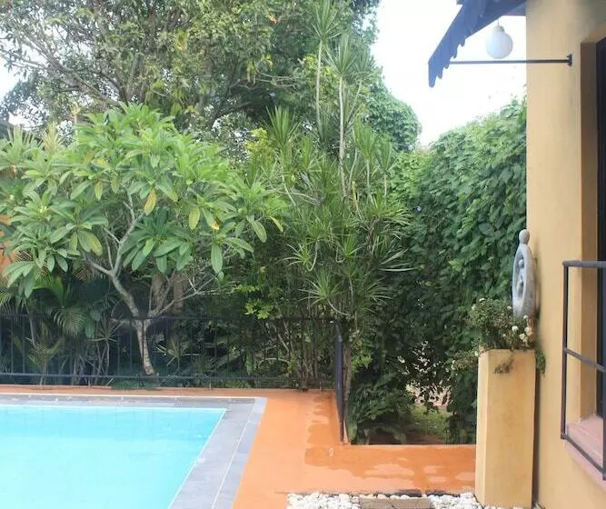 Majatalo Villa Escondite