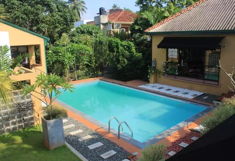 Majatalo Villa Escondite