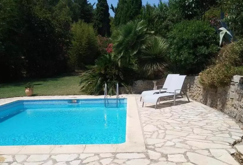 ペンション Villa Le Clos Fleuri