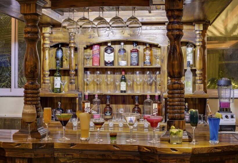 リゾートホテル The Verda Carmona