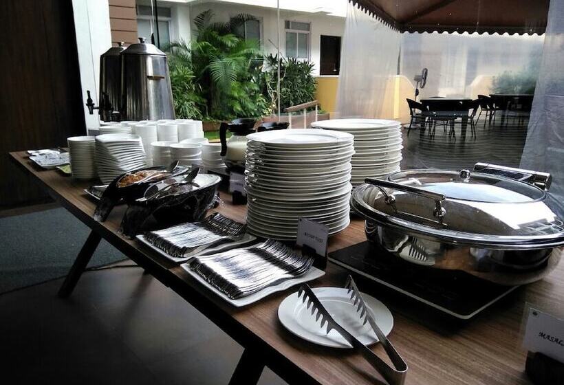 リゾートホテル The Verda Carmona