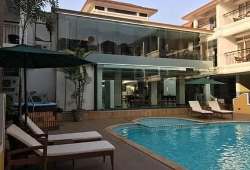 リゾートホテル The Verda Carmona