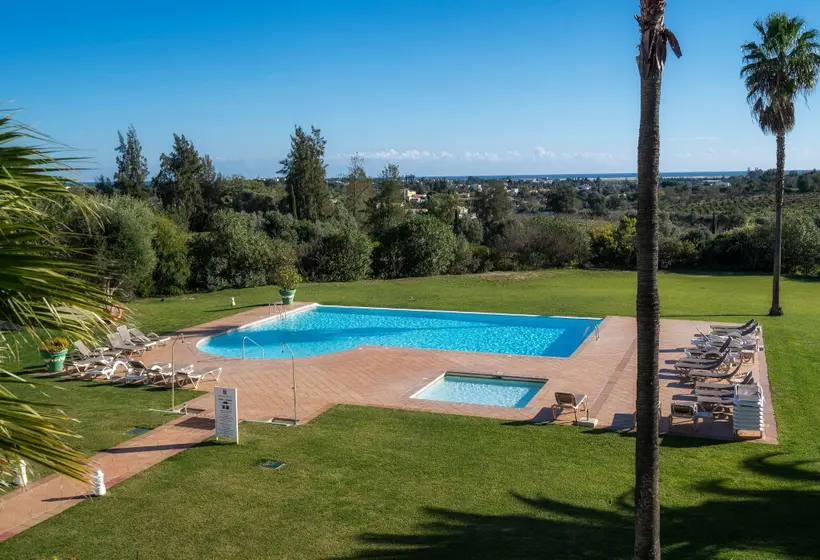 Colina Verde Resort