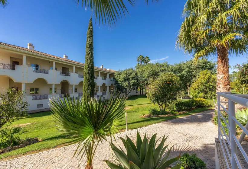 Colina Verde Resort