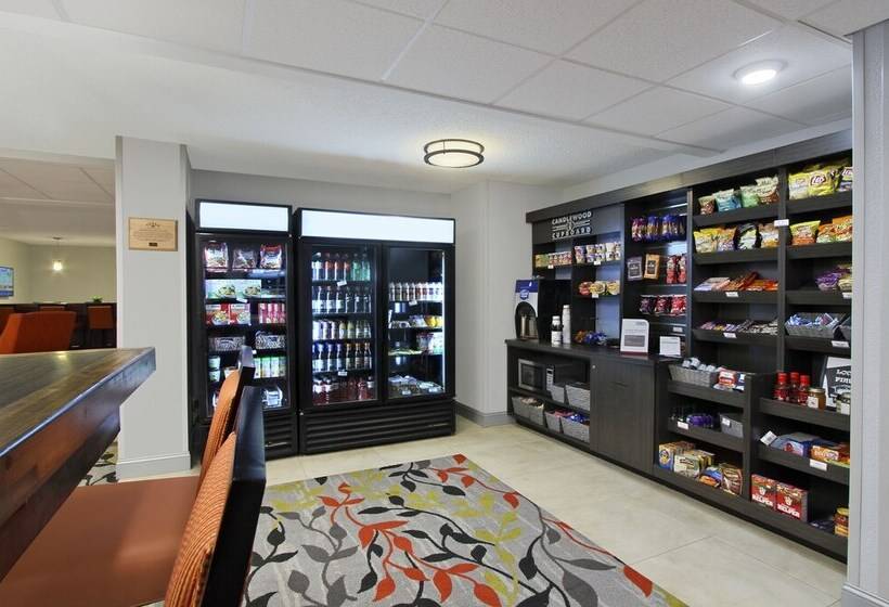 فندق Candlewood Suites Rogers Bentonville, An Ihg