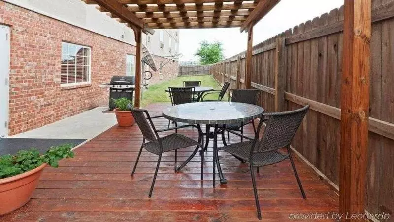 호텔 Affordable Suites Of America Tulsa