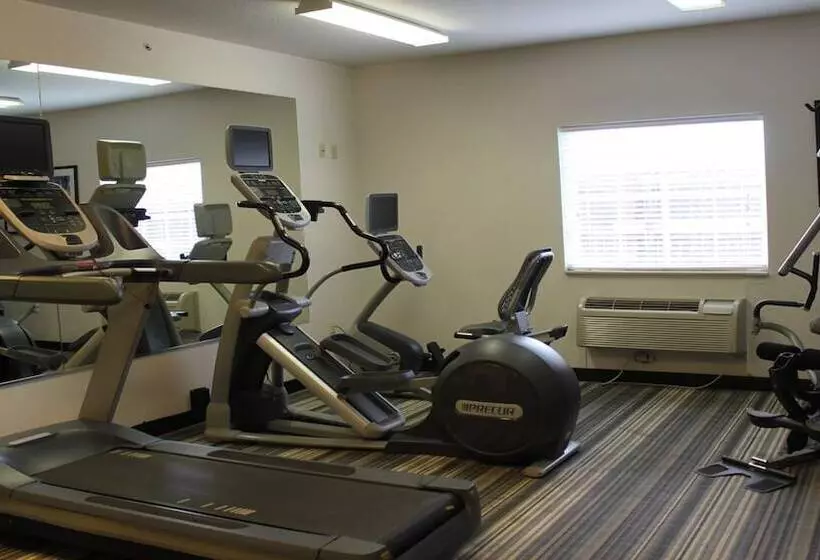 호텔 Affordable Suites Of America Tulsa