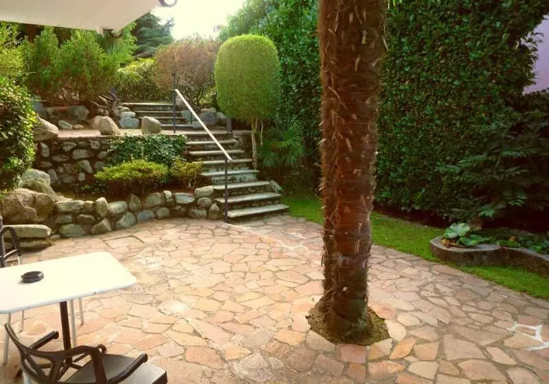 Szálloda Garni Gardenia