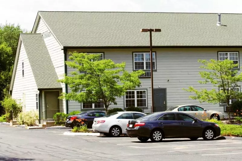 هتل Hilltop Inn & Suites, Near Foxwoods Casino