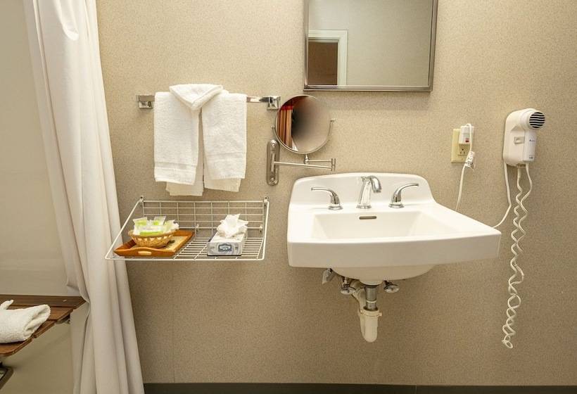 فندق Hilltop Inn & Suites, Near Foxwoods Casino