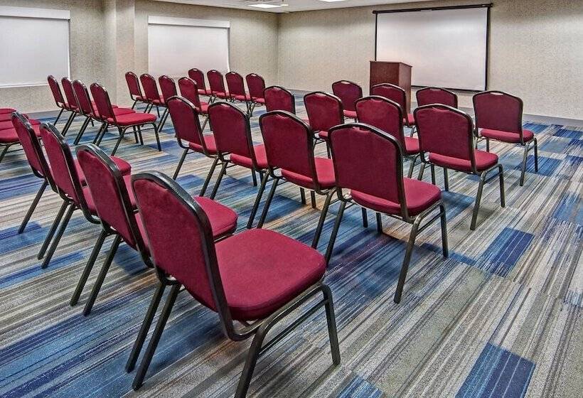 Otel Murfreesboro Central