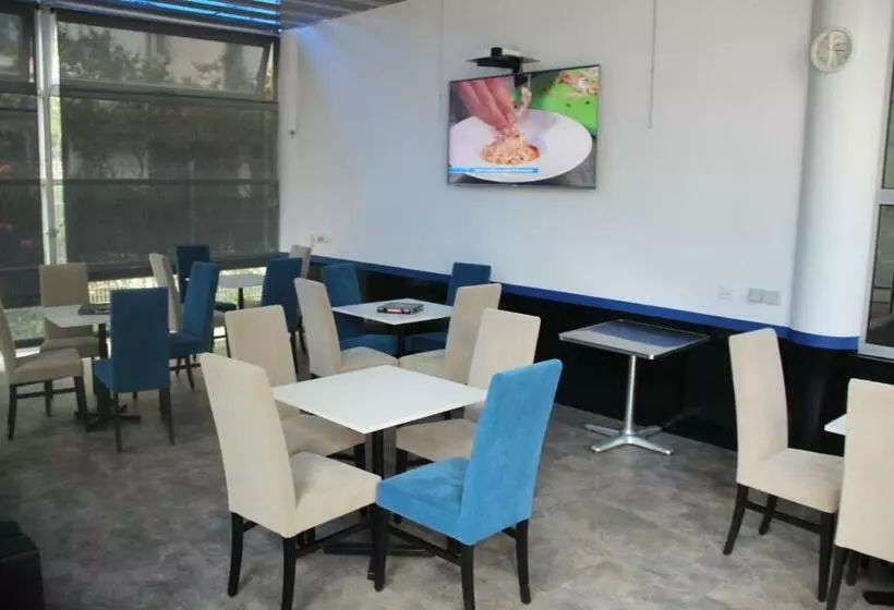 ホテル Les Thermes