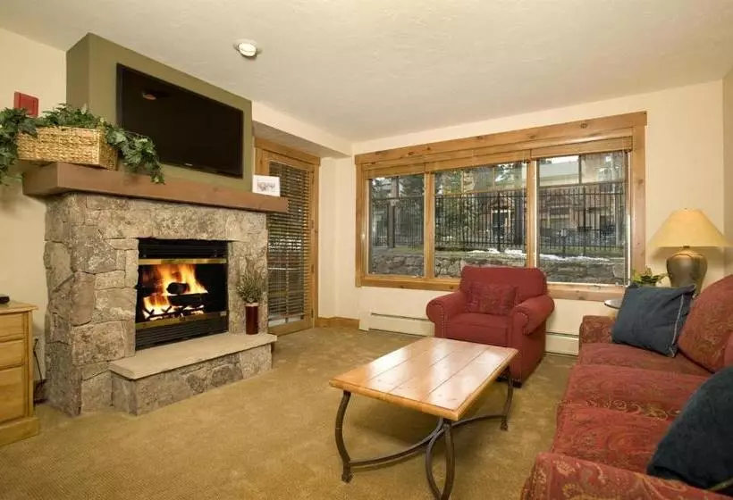 ホテル Mountain Thunder Lodge