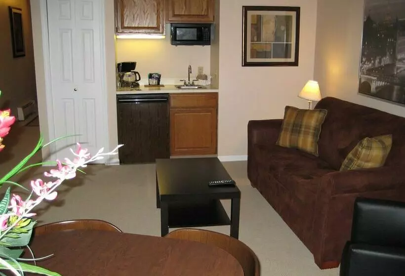 Отель Pointes North Inn Charlevoix