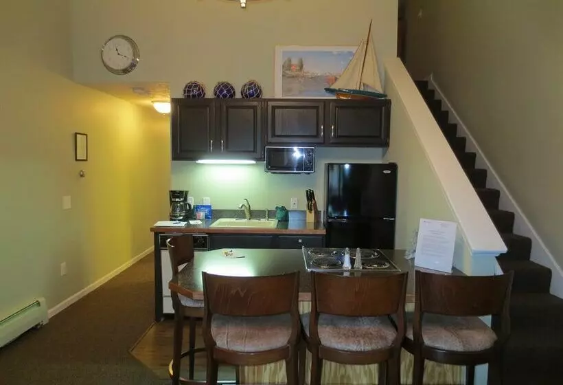 Отель Pointes North Inn Charlevoix