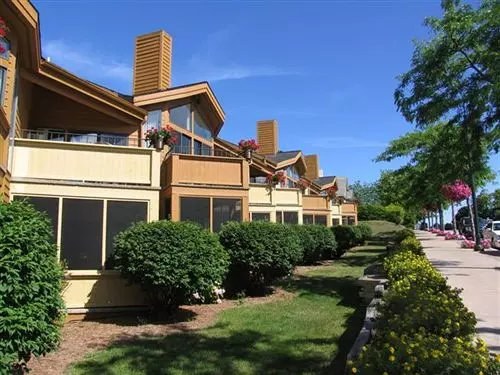 Отель Pointes North Inn Charlevoix