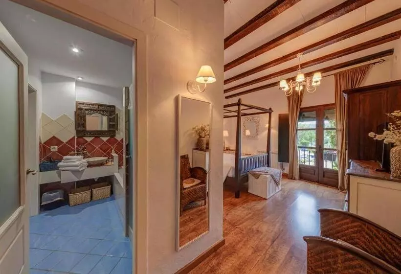 בית מלון כפרי La Fornal